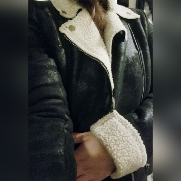 Black jacket with wool collar,cuff, liner - Picture 2 of 3